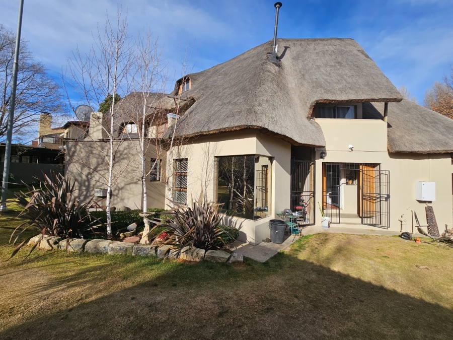 To Let 5 Bedroom Property for Rent in La Provance Free State